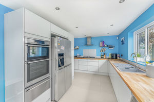 Photo 16- click for photo gallery